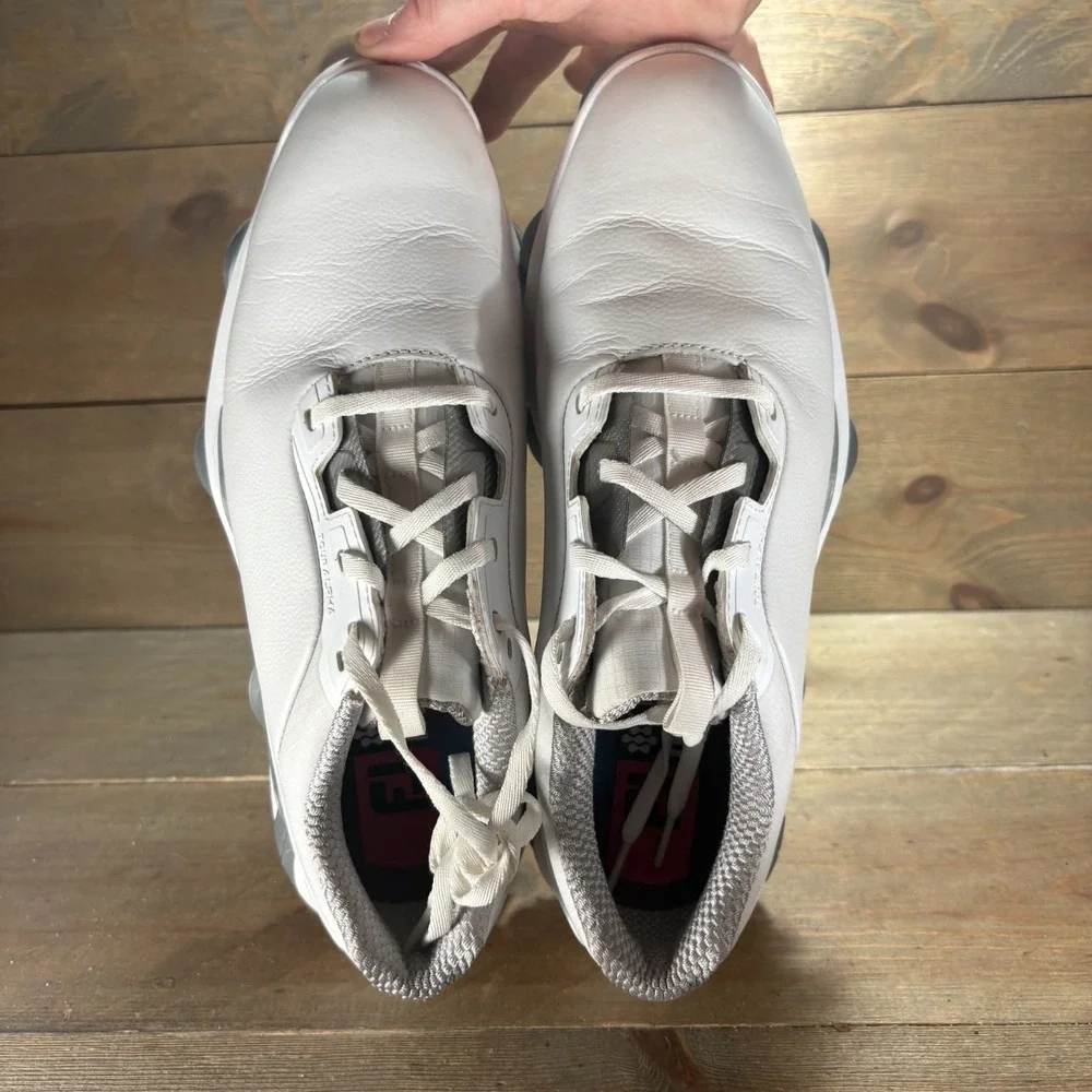 FootJoy Tour Alpha Mens size 8 shoes White Leather Waterproof Golf sneakers